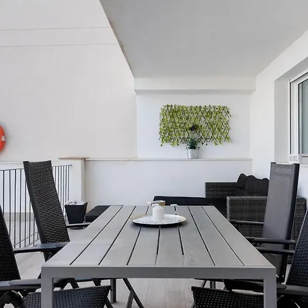Salamandra Apartment *
